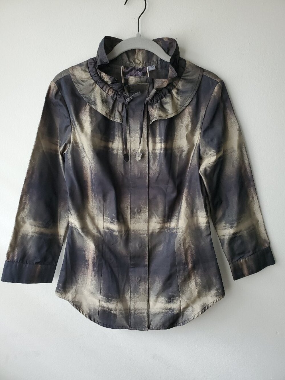 L.A.M.B. Shimmer Grid Ruffle Neck Blouse 3/4 Sleeve Size 4